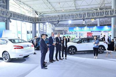 620家展商、4.8万展出面积,第九届成都国际汽车零配件及售后服务展览会开幕