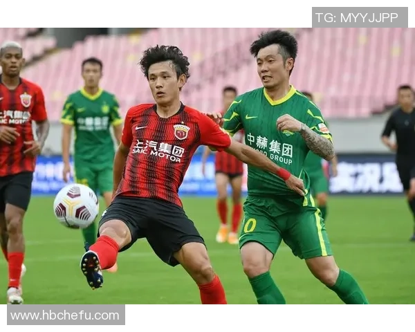 上海足球队意识探讨与发展路径分析助力球队未来崛起